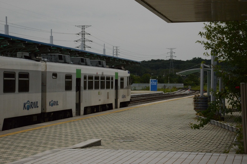 Dorasan Train Platform2.JPG